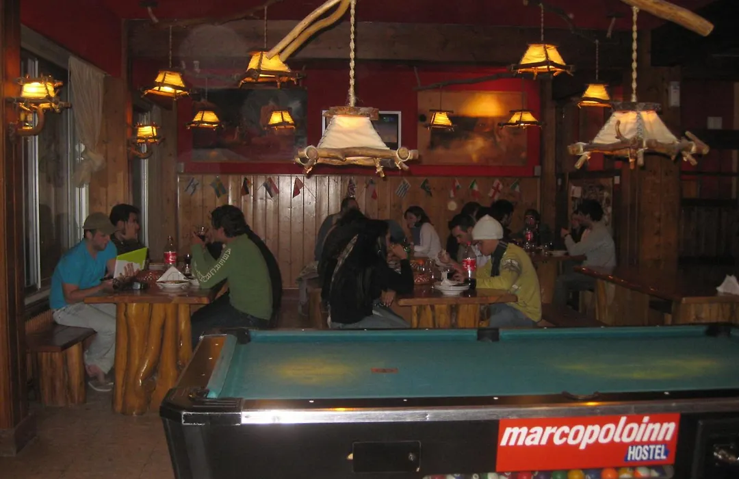 Marcopolo Inn Hostel Bariloche (Adults Only)-1